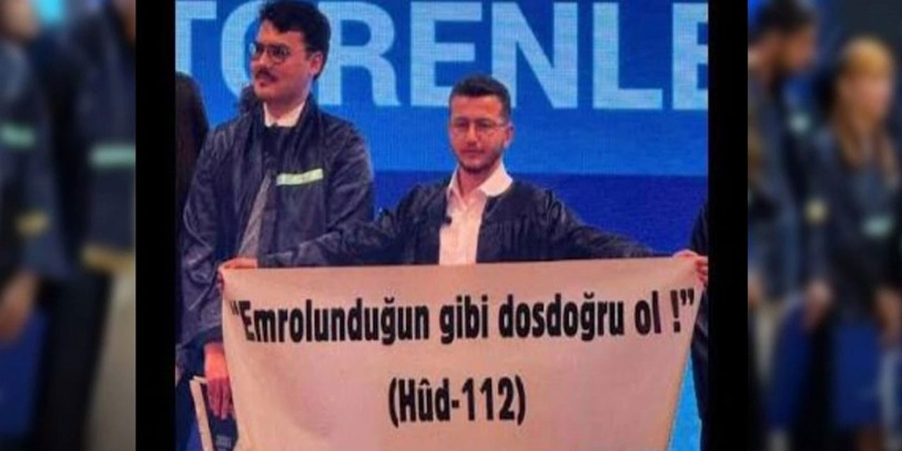 Yeditepe Üniversitesi mezuniyet töreninde ayet yazılı pankartın kapatılmasına soruşturma