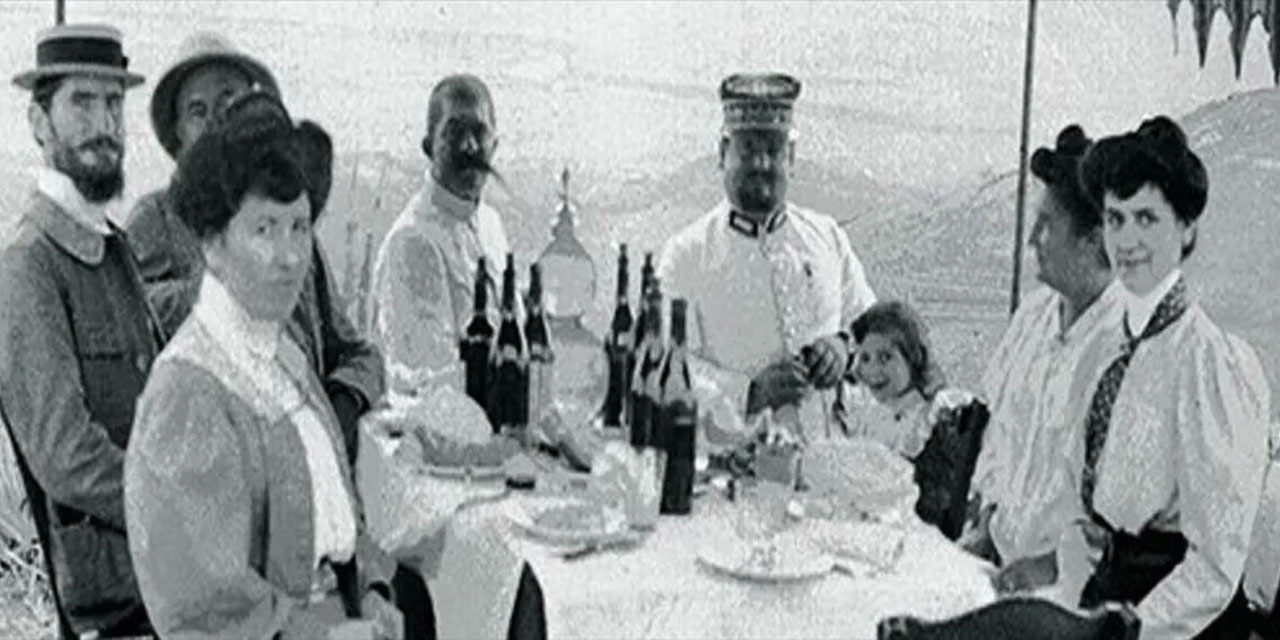 Fransız sömürgeciliğinin Cezayir’deki etkisi: Kara Ayaklar