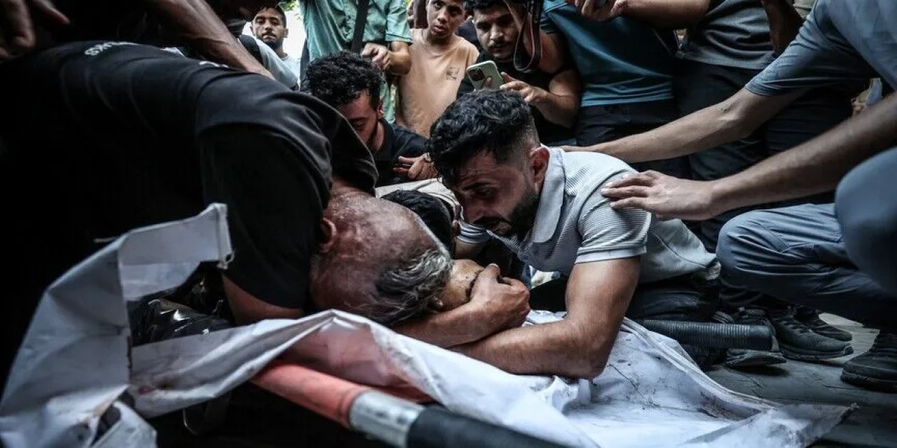 Katil israil, Gazze'de aynı aileden 3 kişiyi katletti