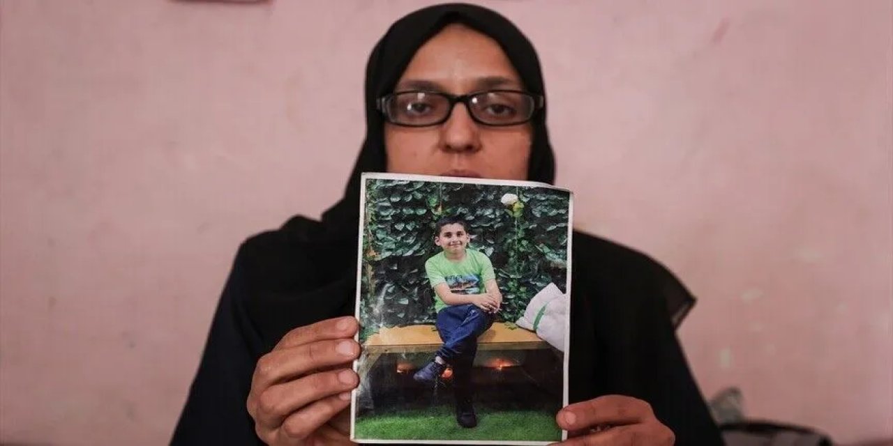 Bu alçaklığı ancak israil yapar: Gazze'de yaralı sağlık görevlisine yardıma koşan çocuğu öldürdüler