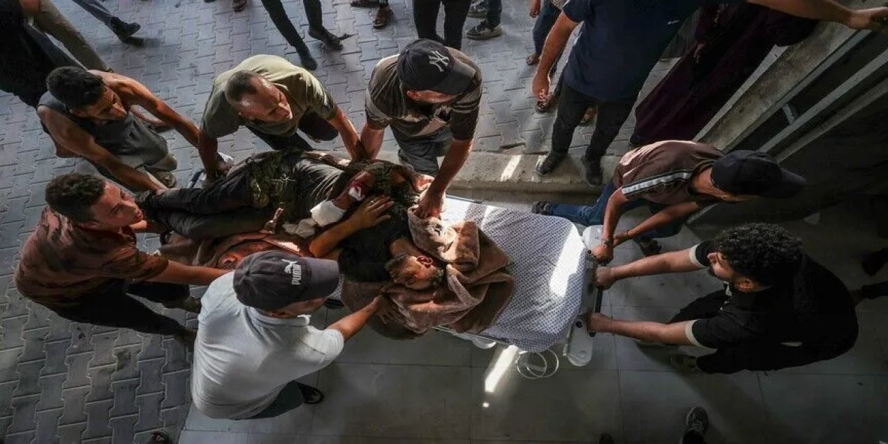 Terörist israil Gazze'de yeni bir katliam daha yaptı: 8 şehit