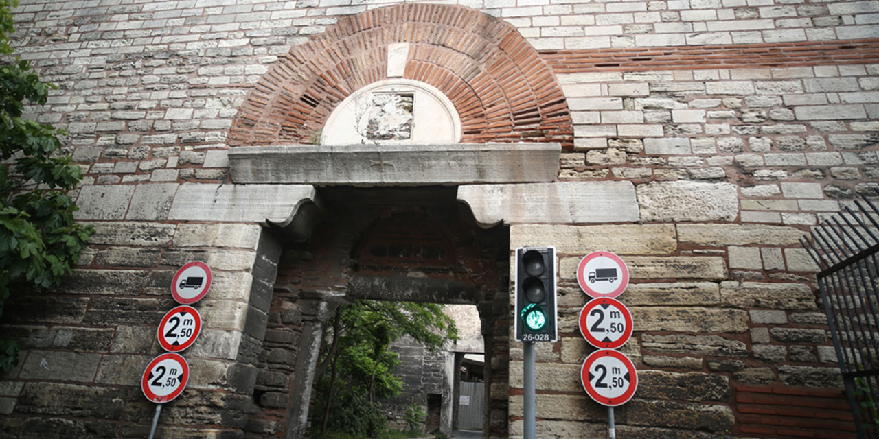 İstanbul'un 'Mevlana Kapı'sı 1600 yıllık tarihinde değişime şahitlik etti