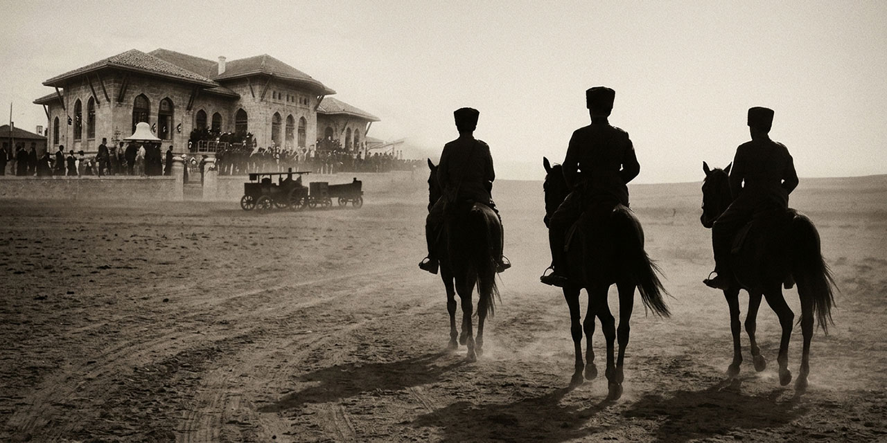 Said Nursi ile Kemalistlerin Cumhuriyet anlayışı arasında fark var!