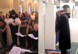 İngiliz'in cenazesinde Kur'an ve İncil okundu