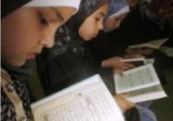 Filistin Kur'ân'a sarılıyor