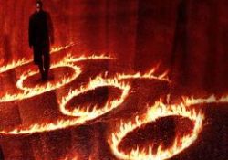 Deccalin karşısında kim var?