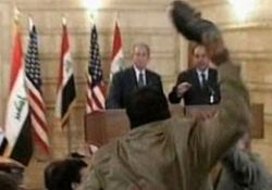 Said Nursi'ye göre ayakkabı fırlatma