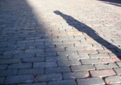 Yahudi-Ermeni kızı olmak suç mudur?