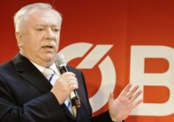 Viyana'dan başörtüsüne destek