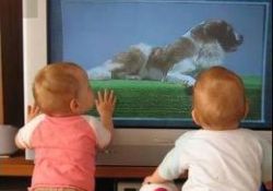 Çocuğunuzu TV'den uzak tutun