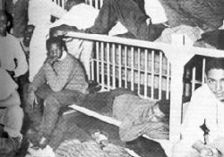 Amerika hapisaneleri Medrese-i Yusufiye yolunda