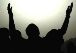 Sevinin, çünkü Allah var