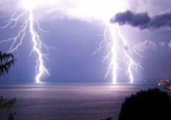 Yerle gök arasında 15 bin derecelik 'tesbihat'