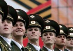 Rus ordusu küçülmeye generallerden başladı