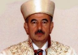 Ailenin ayakta kalması fedakâr annelere bağlı