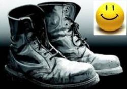 Darbe ilahisi: Şol ülkenin ahmakları Söyler darbe deyu deyu