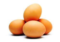 Bakkaldaki yumurtaya dikkat