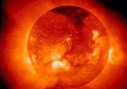 Güneşte yılın en şiddetli patlaması