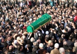 123 yaşındaki asırlık çınar Davut Pişkin vefat etti