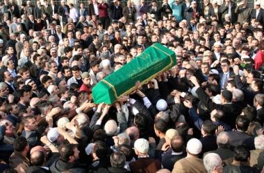 Japonya, Mesut Şener'e ağlıyor