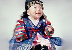 Kıyafet alırken çocuğa da seçme şansı tanıyın