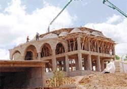 Gönüllerin Şampiyonu Camisi