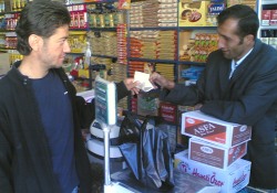 Etiketini okumadığınız gıda ürününü satın almayın