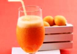 Suyu şifa olan meyveler