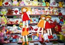 Harçlıklarıyla aldıkları oyuncakları Siirt ve Diyarbakır'daki arkadaşlarına gönderdiler