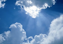 Yerle gök arasında boşlukta duran bulut!