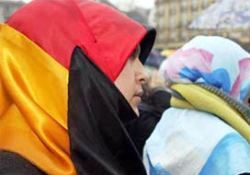 Ayrımcı Alman idareciye tepki