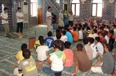 Kur'an kurslarına ilgi yoğun