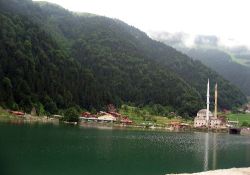 İsrailli turistler Uzungöl’e giremeyecek