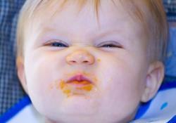 Bebeklere 1 yaşından önce tuz verilmemeli