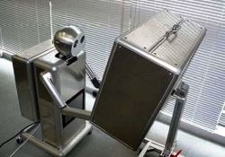 Japonya'da 'eczacı' robot geliştirildi