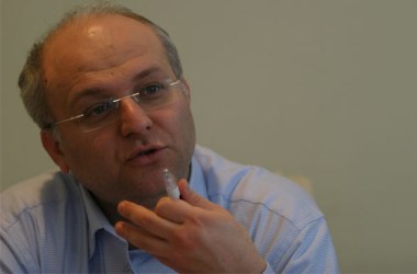 Çocuğun inancı kuşatma altında!