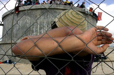 İsrail 60 yılda 1 milyon Filistinliyi tutukladı