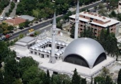 Usta mimarlar Şakirin Camii'nden rahatsız