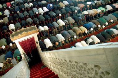 Özerk diyanet ve dini vergi geliyor!