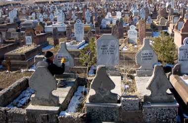 Medeniyetimizin sessiz tanıkları: Mezartaşları