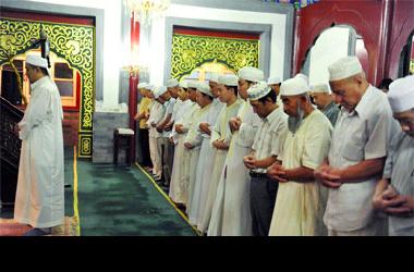 Çin'de ilk teravih heyecanı