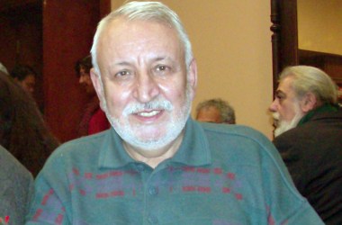 Yücel Çakmaklı vefat etti