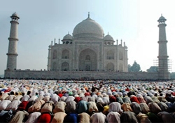 Taç Mahal Ramazan'da müslümanlara açıldı