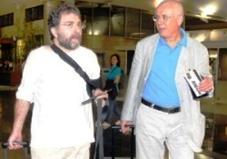 Özkök ve Hakan Umre yolunda