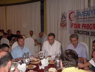 Gürcistan'a Ramazan'da Cansuyu