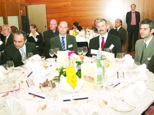 Alman siyasetçiler iftarlara ilgi gösteriyor