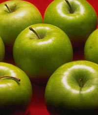 Her gün bir elma astımdan koruyor