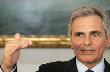 Avusturya Başbakanından iftar