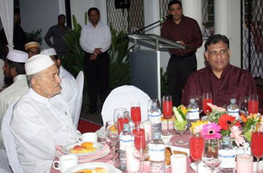 Sri Lanka Dışişleri Bakanından iftar