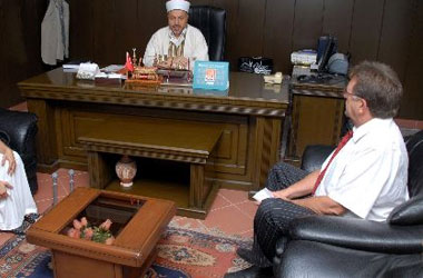 Ramazandan etkilendi İslamı seçti